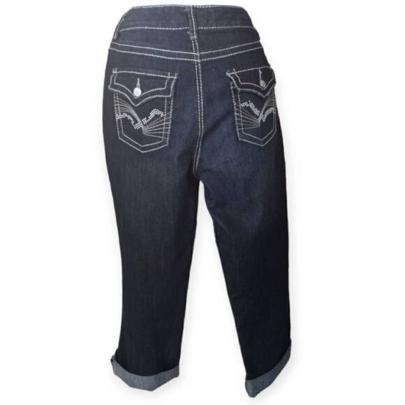 NINE WEST JEANS CUFFED REGULAR SZ.10 EUC - Picture 4 of 10